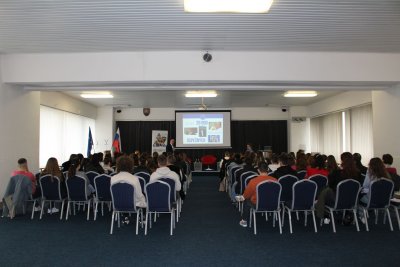 Stredoškoláci zavítali na informačný deň Ekonomickej univerzity v Bratislave